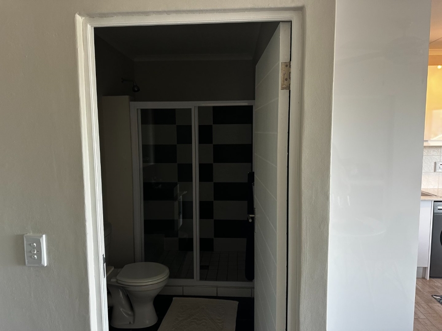 2 Bedroom Property for Sale in Table View Western Cape